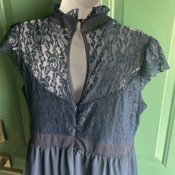 Navy Lace Chiffon Style Maxi dress size XL - Picture 7 of 10